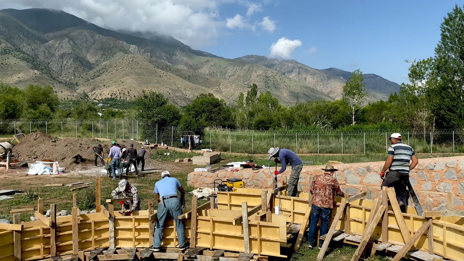 Rebuilding Palanga, Metin Çavuş